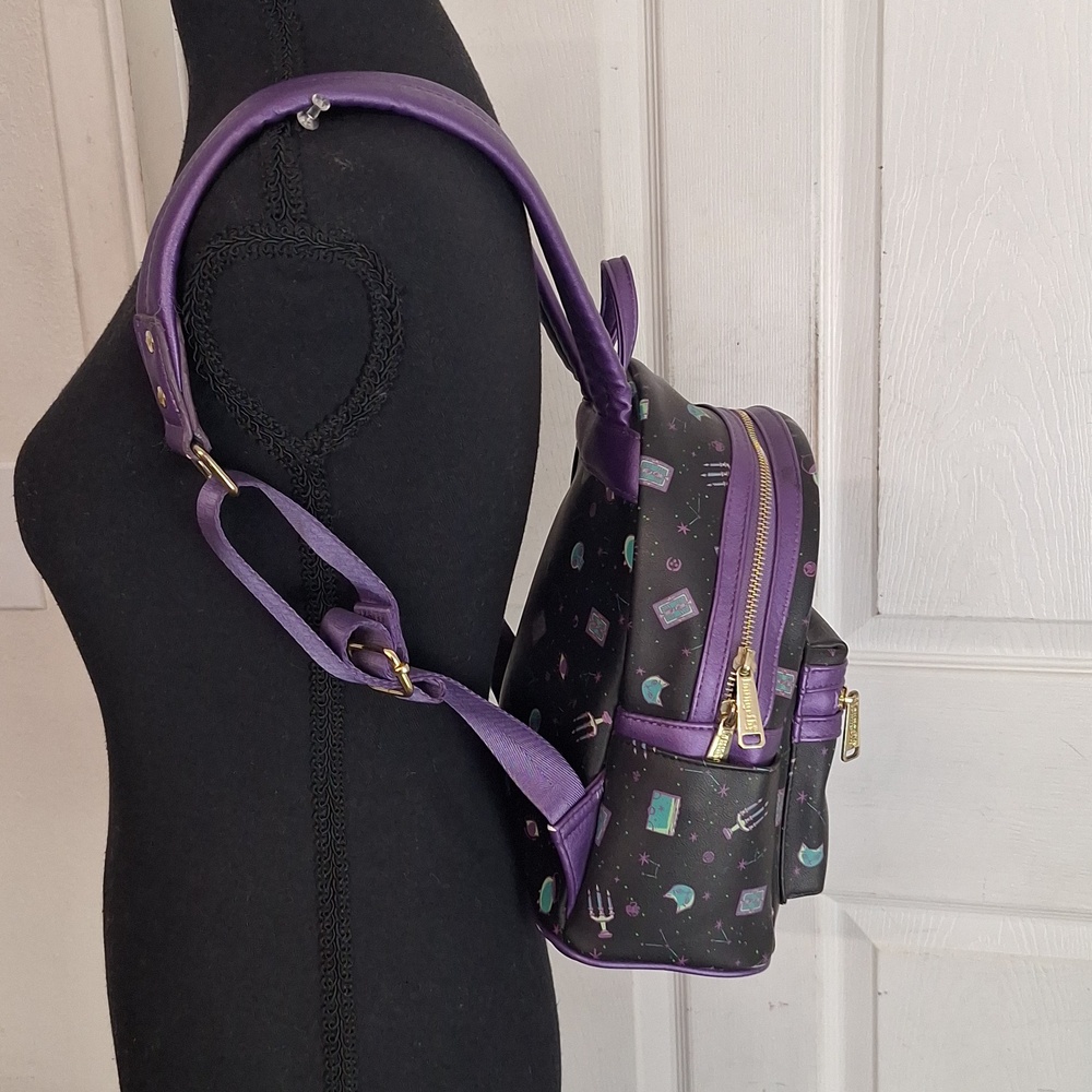 Disney Parks Hocus Pocus Backpack - Picture 3 of 14